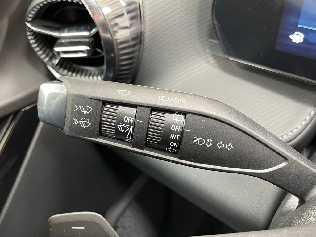 New 2026 Chevrolet Equinox LT FWD image 20