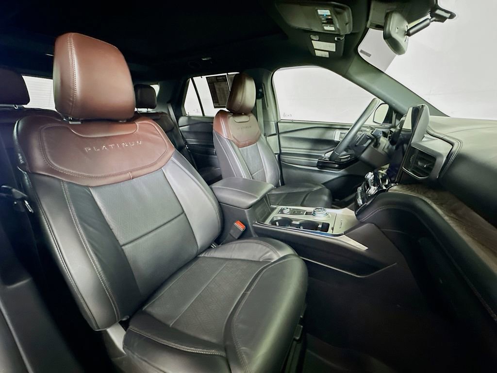 Used 2021 Ford Explorer Platinum w/ Equipment Group 601A image 12