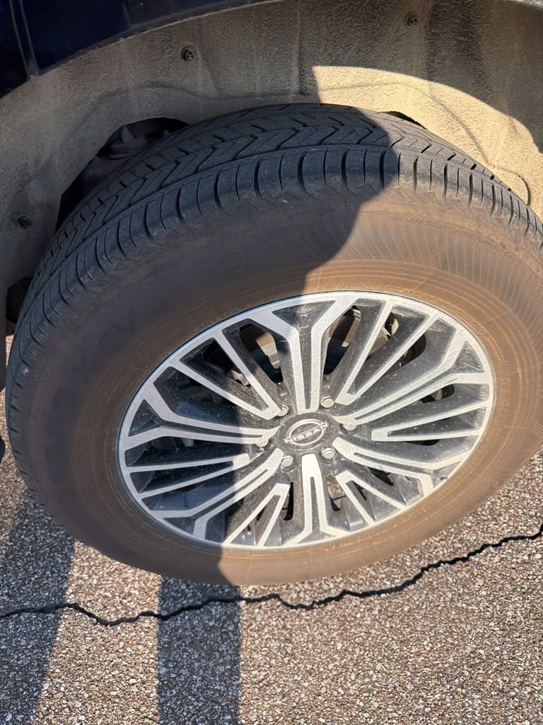 Used 2025 Nissan Armada Platinum image 14