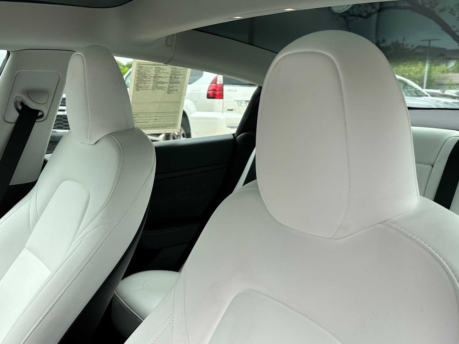 Used 2023 Tesla Model 3 Standard Range image 11
