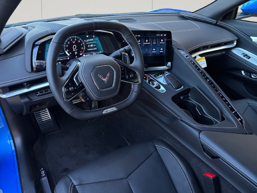 Used 2025 Chevrolet Corvette Z06 RWD image 15