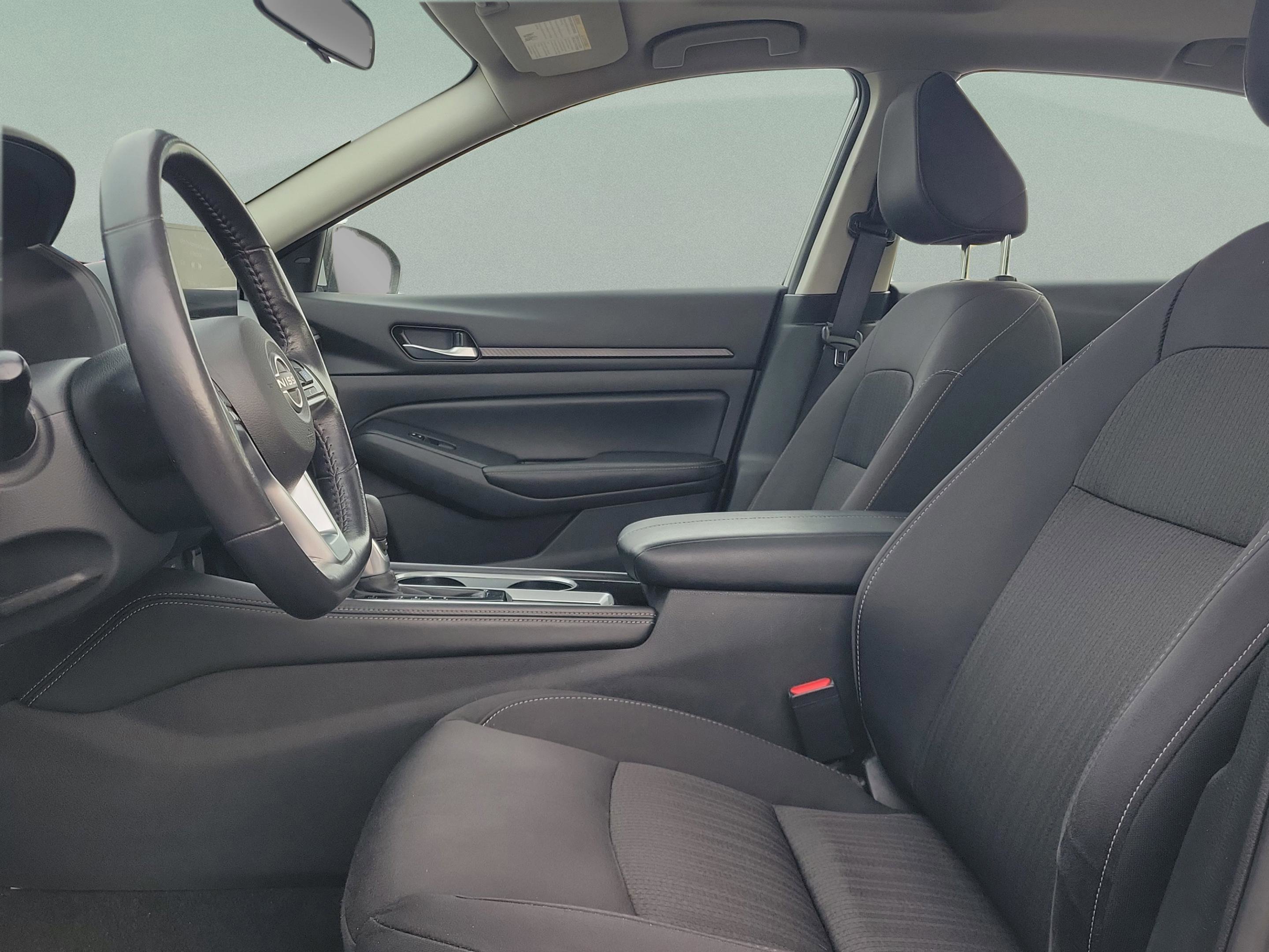 Certified 2024 Nissan Altima 2.5 SV w/ SV Premium Package image 21