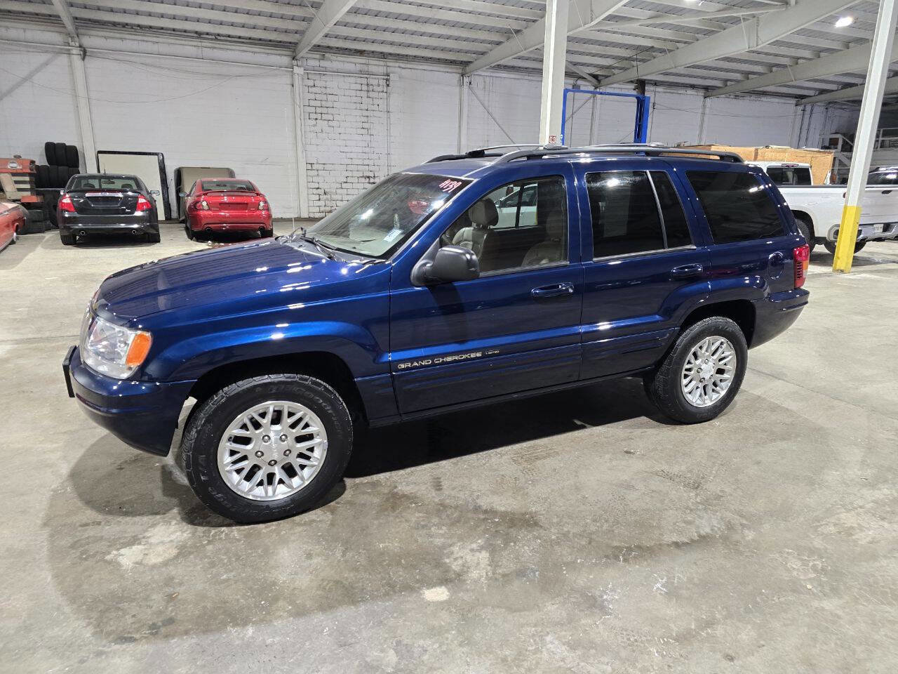 Used 2002 Jeep Grand Cherokee Limited image 1