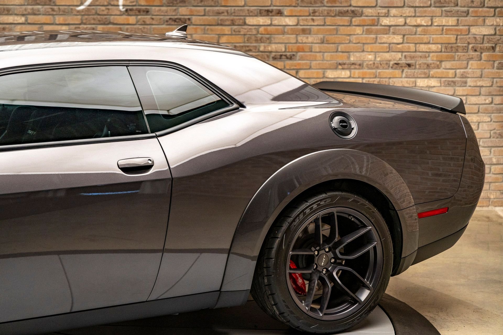 Used 2018 Dodge Challenger SRT Hellcat image 8