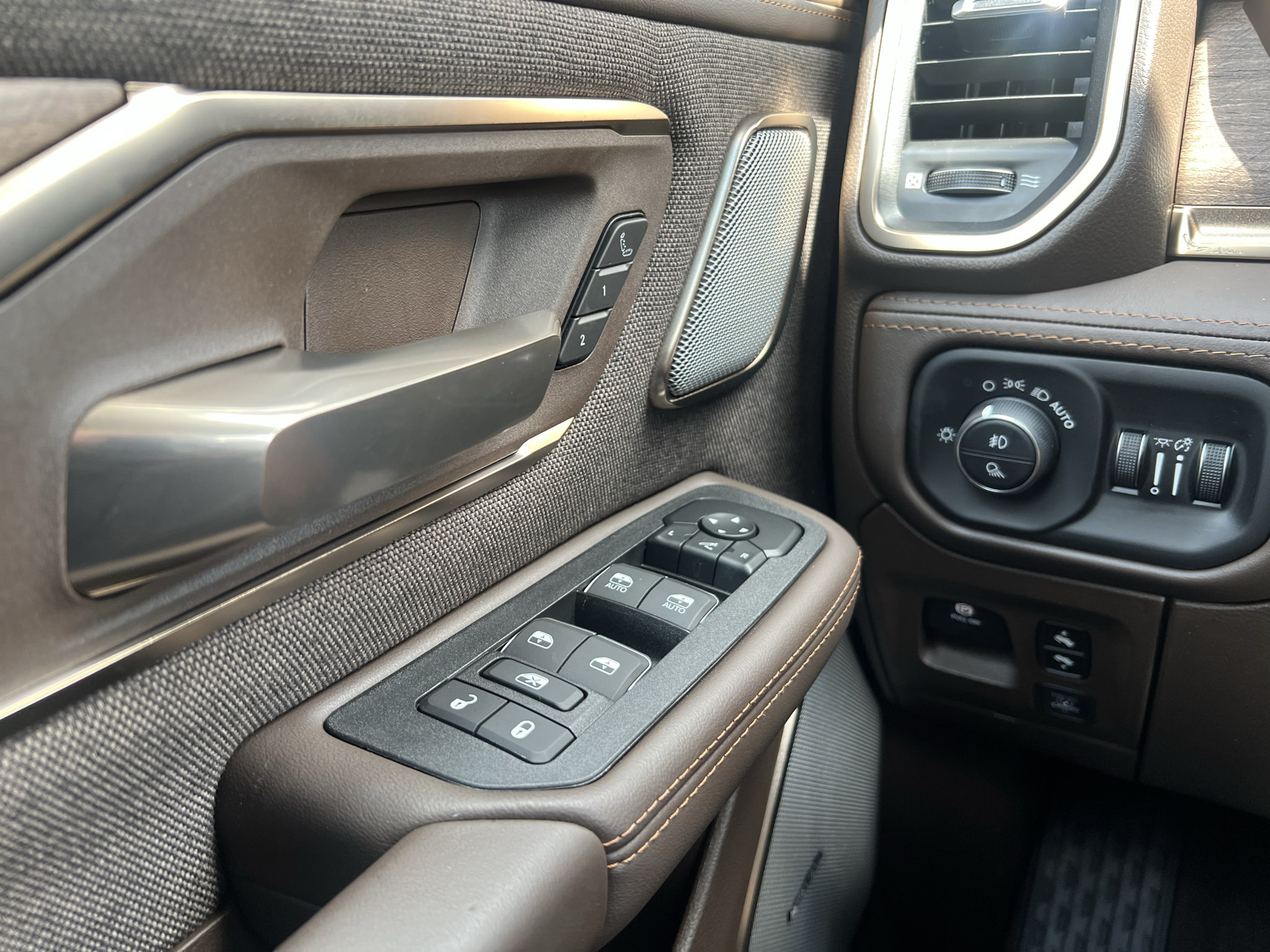 New 2027 RAM 1500 Laramie Longhorn AWD/4WD image 31