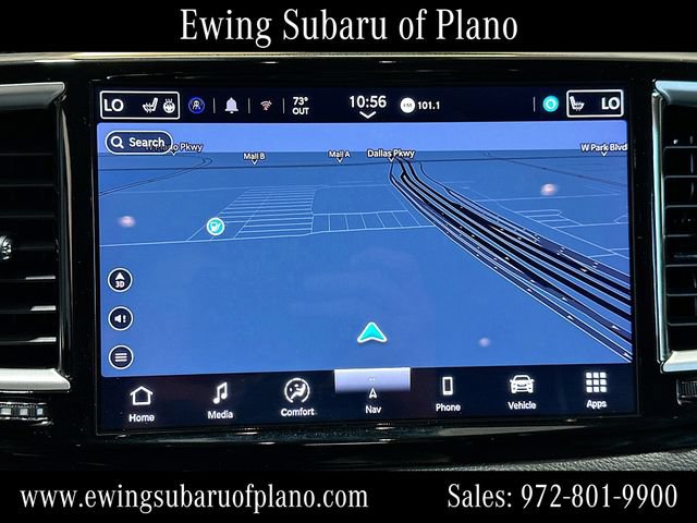 Used 2024 Chrysler Pacifica Limited FWD image 13