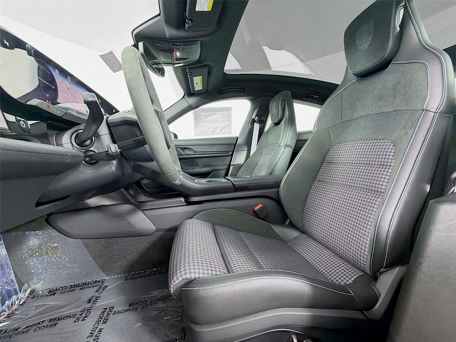 New 2025 Porsche Taycan image 5