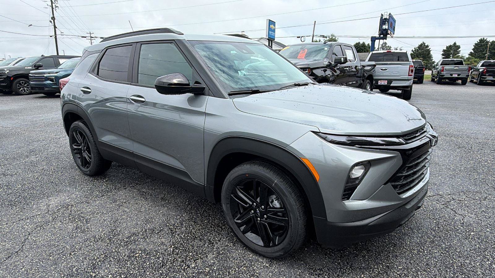 New 2026 Chevrolet TrailBlazer LT w/ Midnight Edition FWD image 6