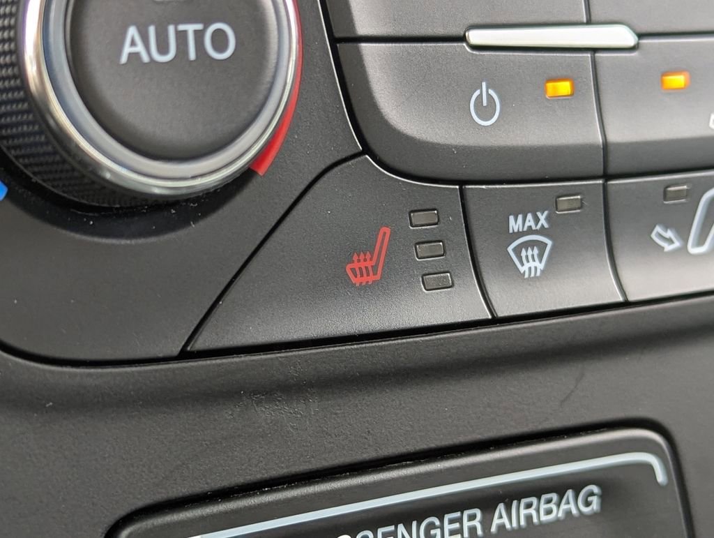 Used 2017 Ford Escape Titanium image 22