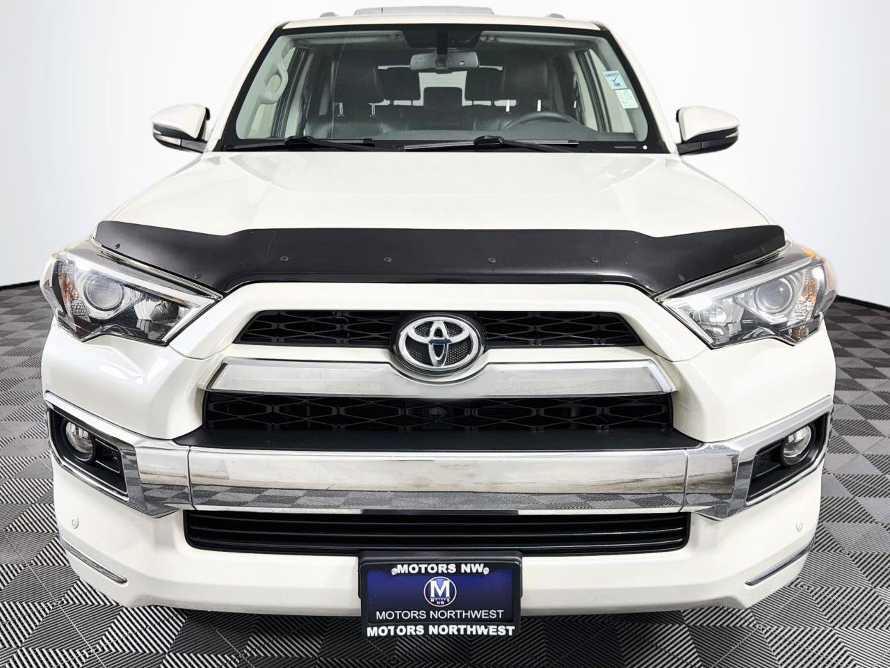 Used 2014 Toyota 4Runner Limited AWD/4WD image 2
