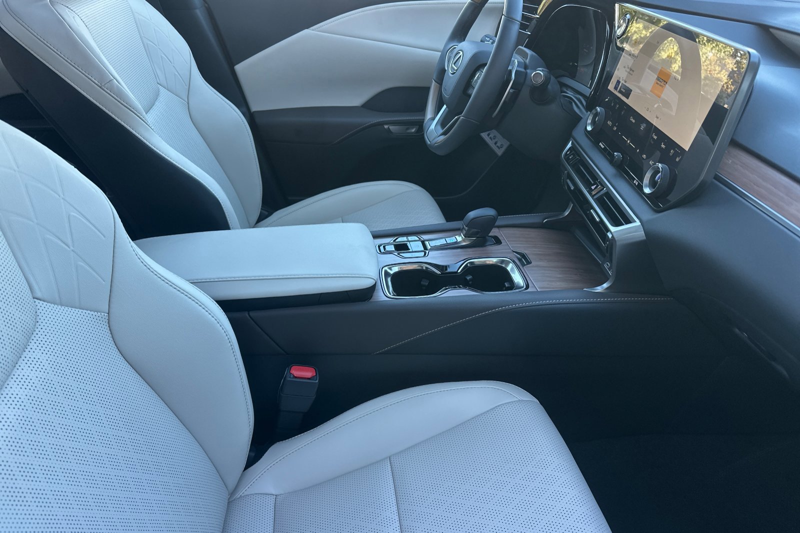 New 2026 Lexus RX 350 image 16