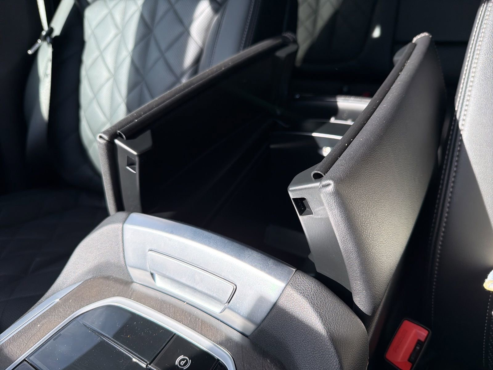 Used 2024 BMW X5 xDrive40i w/ Premium Package image 71