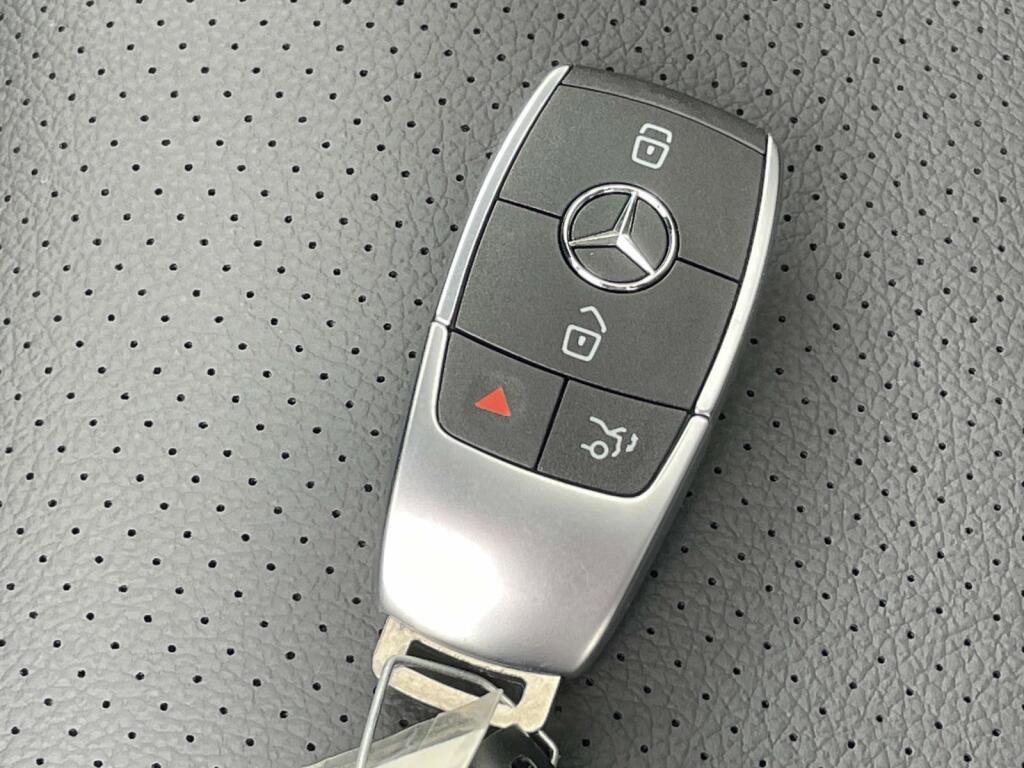 New 2026 Mercedes-Benz GLE 350 4MATIC image 4