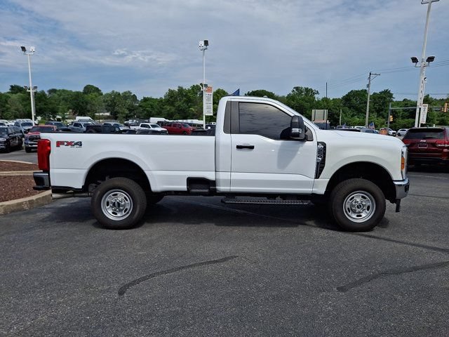 Used 2023 Ford F250 XL w/ FX4 Off-Road Package AWD/4WD image 9