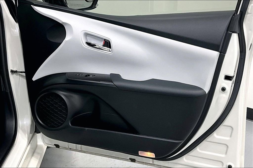 Used 2018 Toyota Prius One FWD image 22