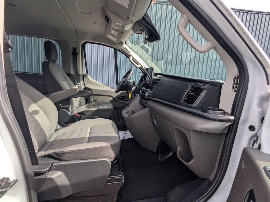 Certified 2024 Ford Transit 350 XLT image 28