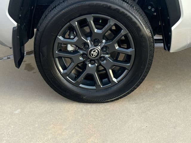 Used 2025 Toyota Tundra Platinum image 10