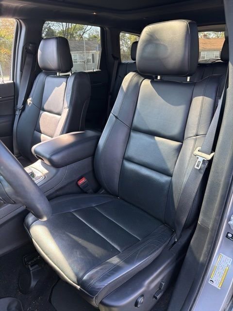 Used 2021 Jeep Grand Cherokee Limited w/ Luxury Group II image 9