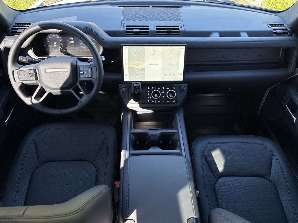 New 2026 Land Rover Defender 110 X-Dynamic SE AWD/4WD image 12