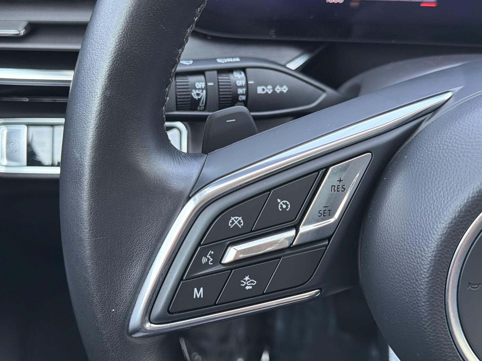 Used 2024 Buick Envision Preferred AWD/4WD image 10