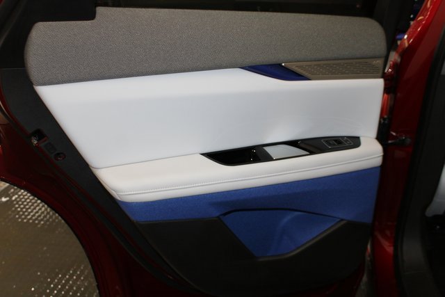 New 2025 Cadillac Optiq Sport 1 w/ LPO, ONYX Package image 14