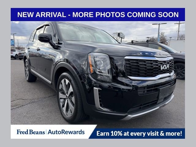 Used 2022 Kia Telluride S image 1
