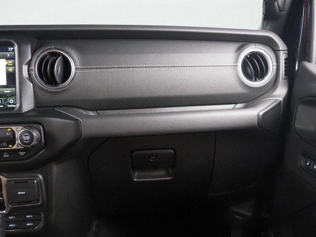 Used 2022 Jeep Wrangler Unlimited Sahara w/ Safety Group image 36