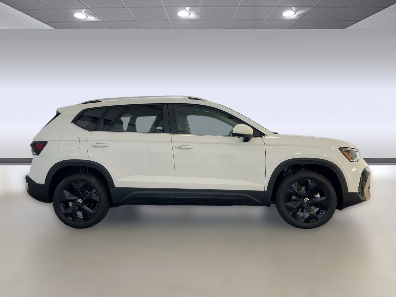 New 2026 Volkswagen Taos SE FWD image 8