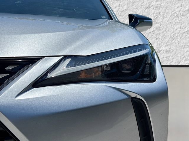 Used 2023 Lexus UX 250h FWD w/ Accessory Package (Z2) image 9