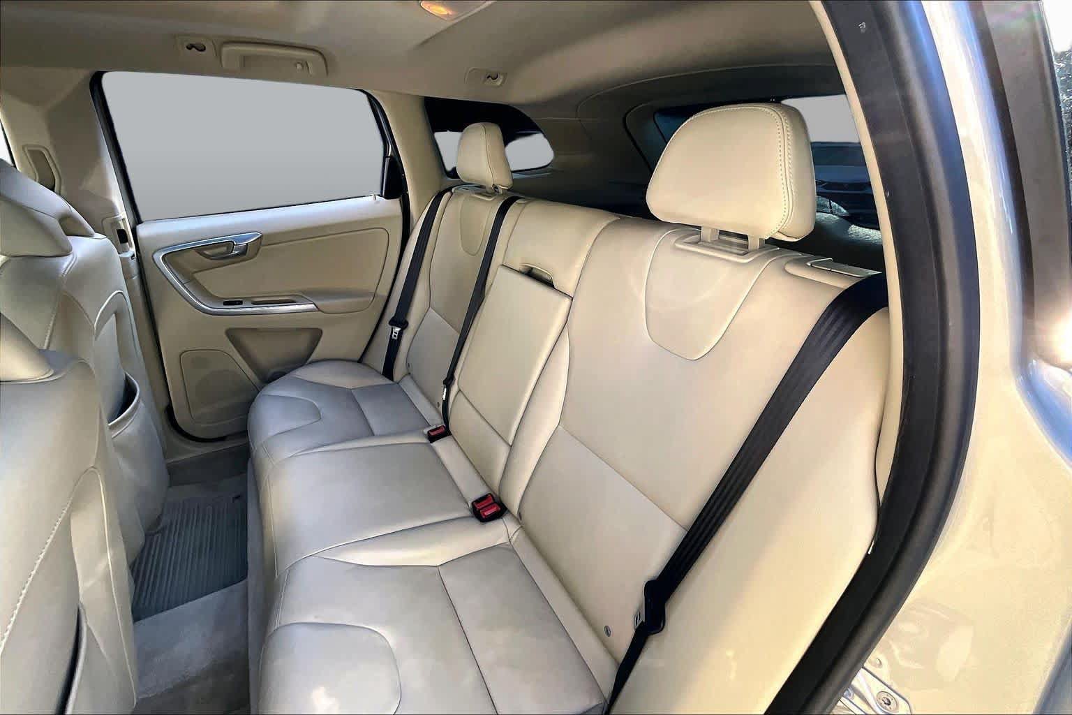 Used 2015 Volvo XC60 T5 Premier FWD image 20