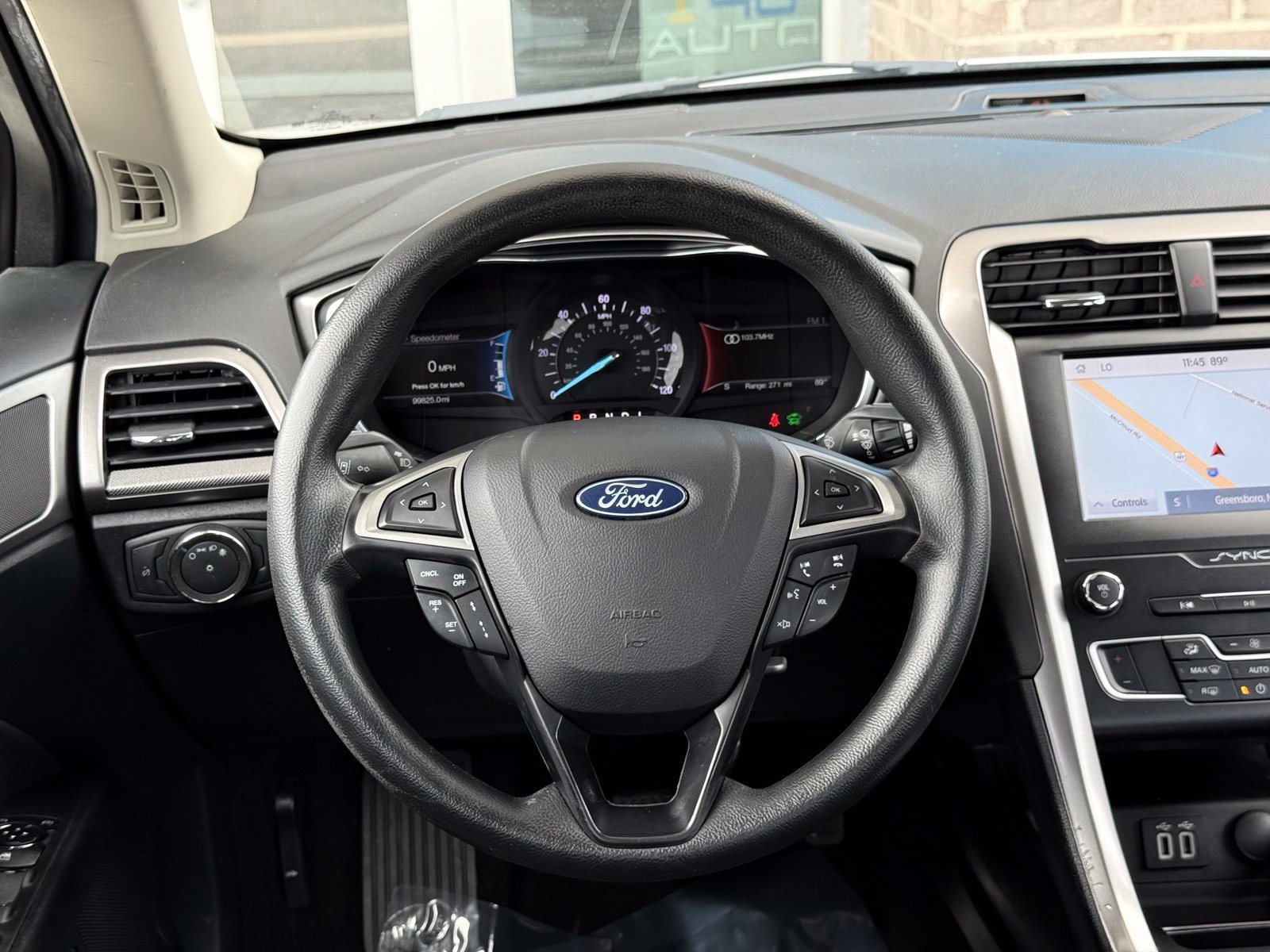 Used 2020 Ford Fusion SE FWD image 23