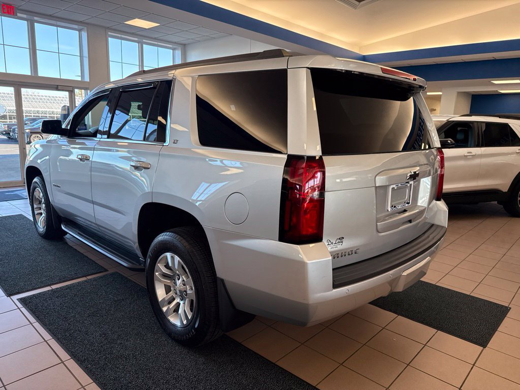 Used 2019 Chevrolet Tahoe LT w/ Luxury Package AWD/4WD image 2