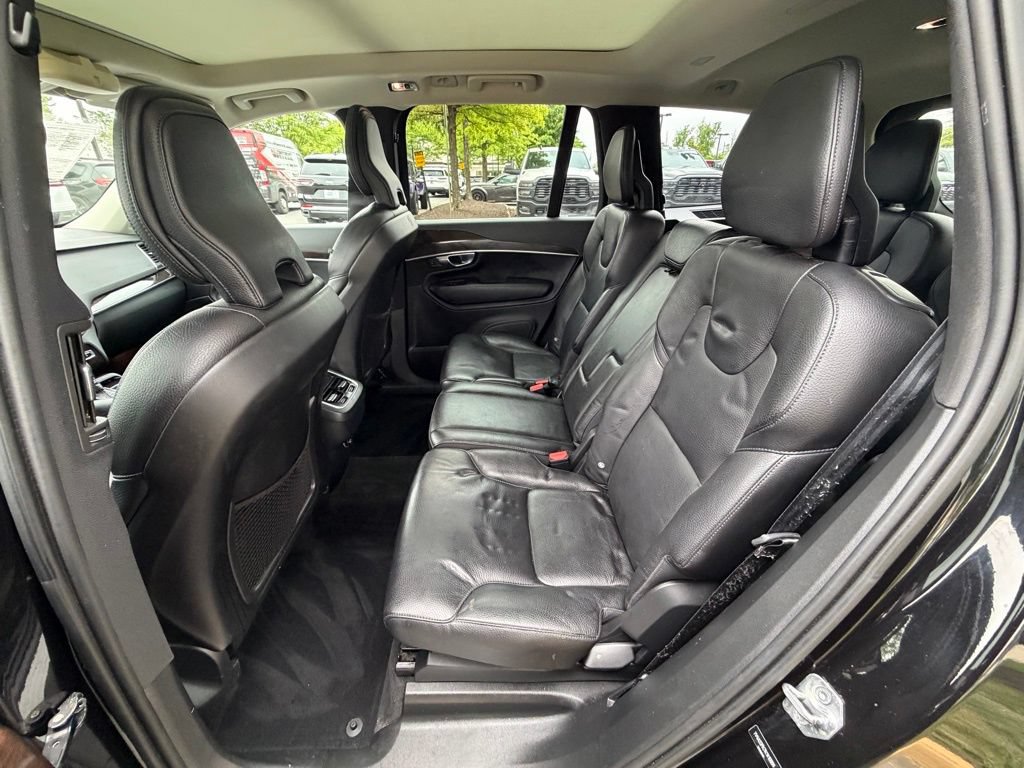 Used 2019 Volvo XC90 T6 Momentum w/ Protection Package Premier AWD/4WD image 17