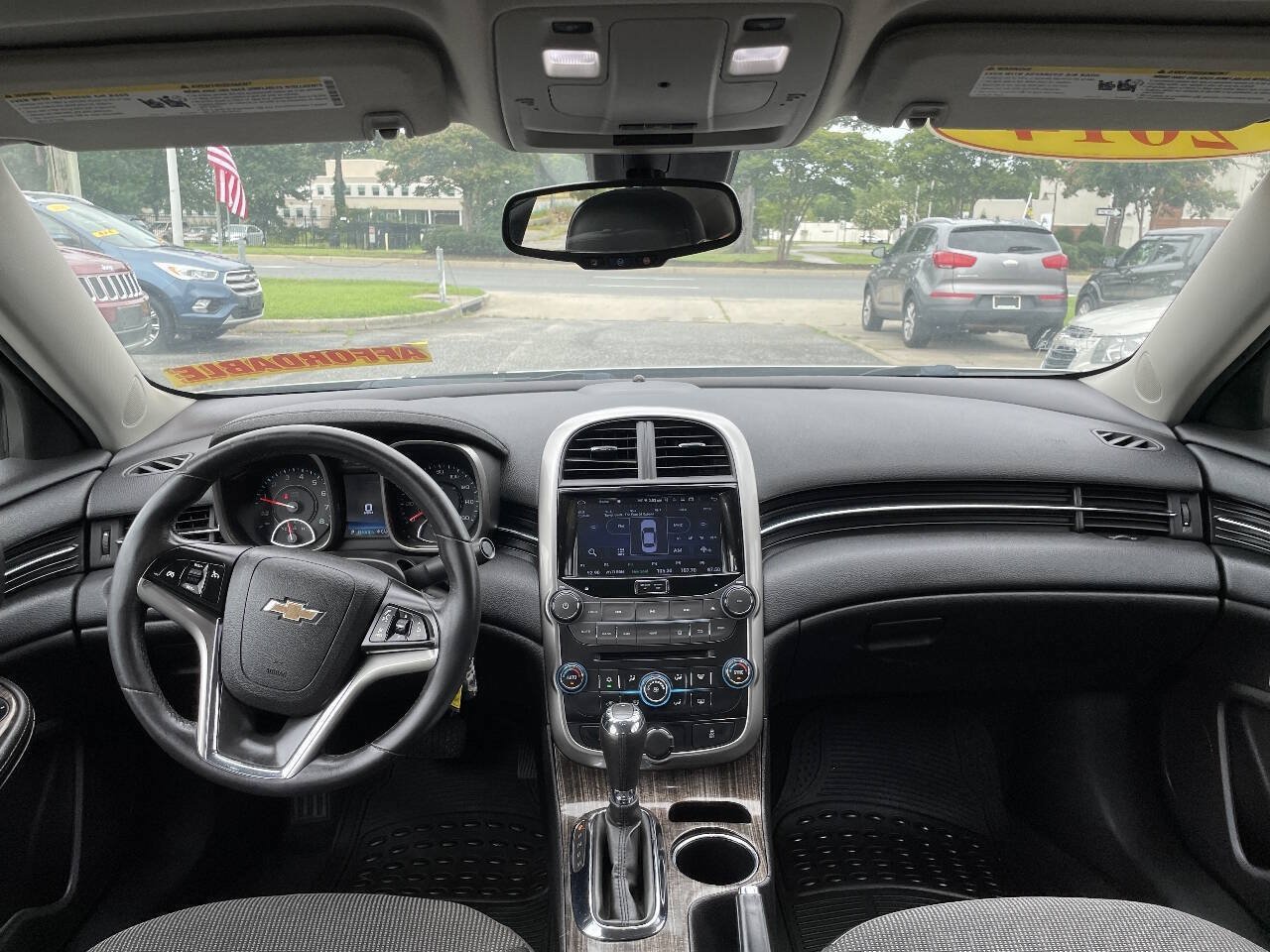 Used 2014 Chevrolet Malibu LT FWD image 16
