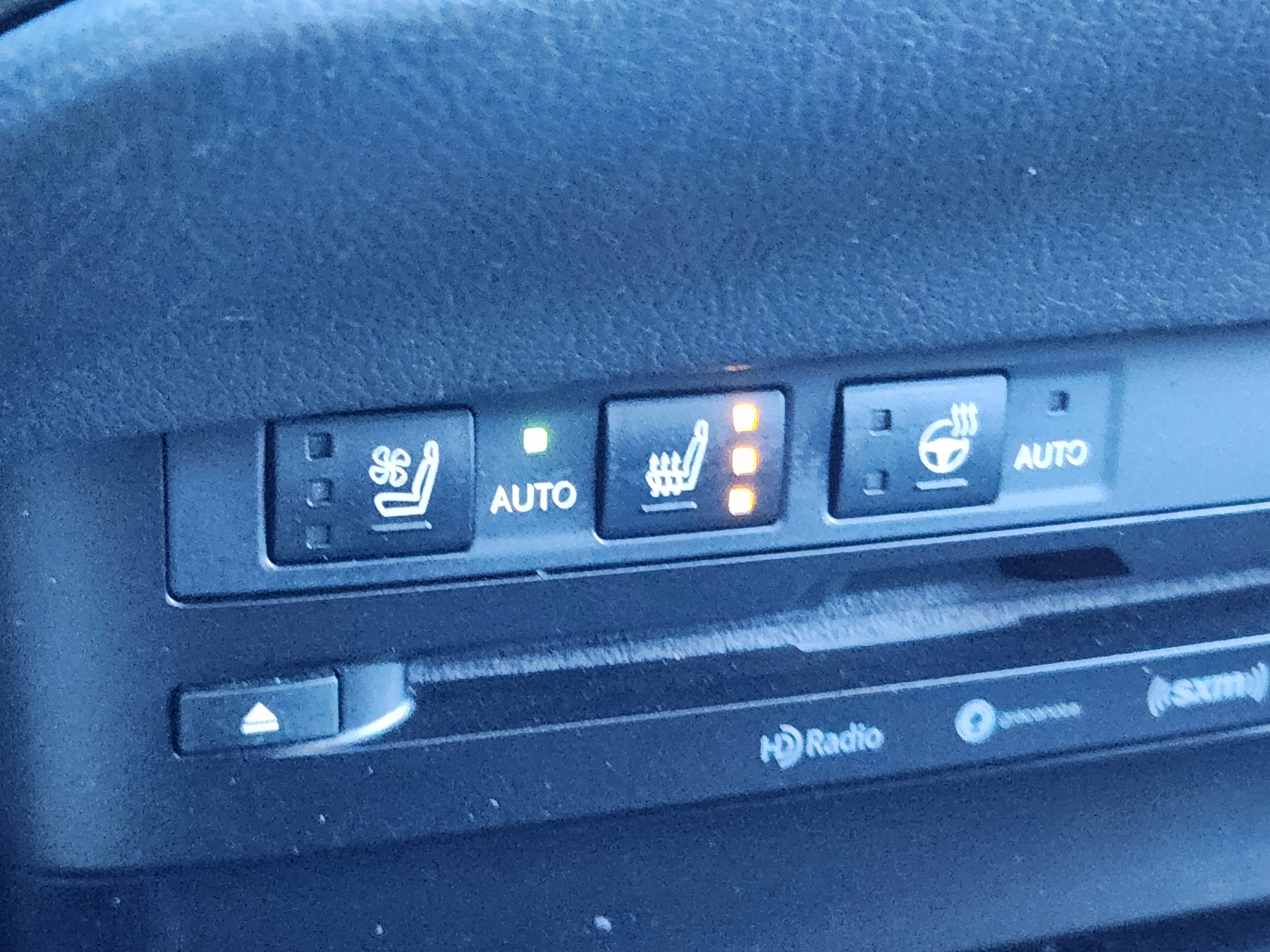 Used 2022 Lexus ES 250 w/ Premium Package image 26