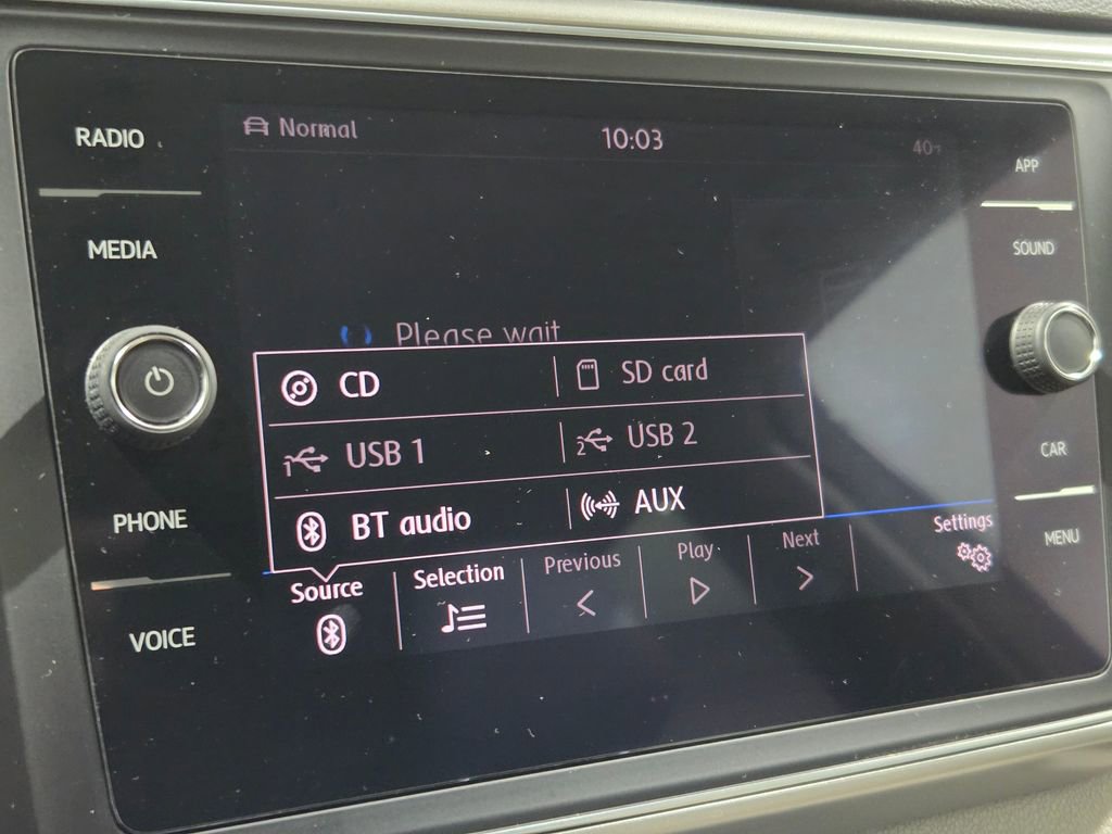 Used 2018 Volkswagen Atlas SE image 3