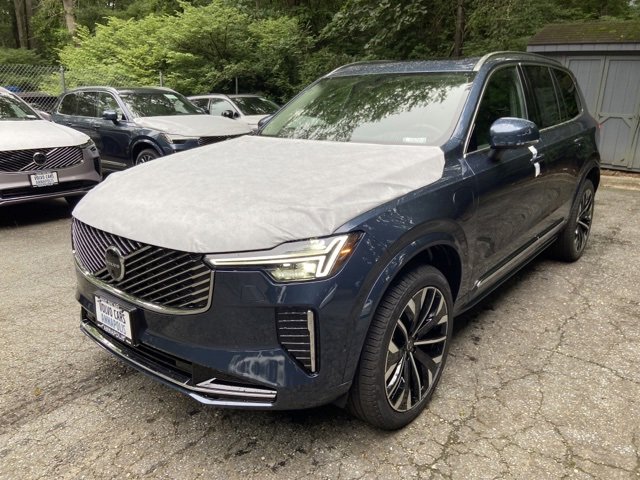New 2026 Volvo XC90 T8 Plus image 3