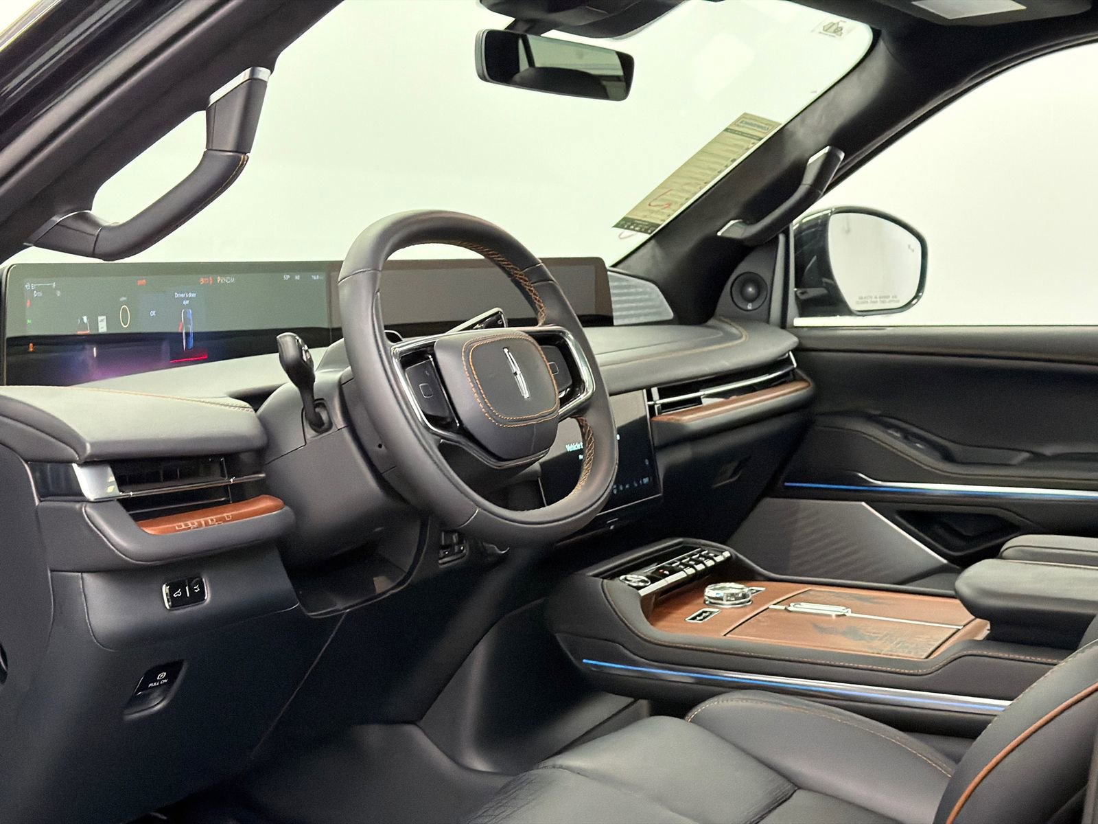 New 2026 Lincoln Navigator L Black Label image 18