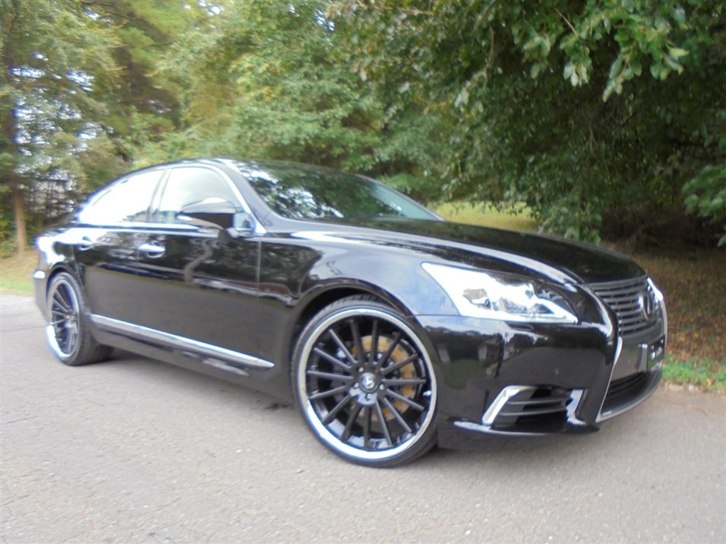 Used 2013 Lexus LS 460 AWD image 12