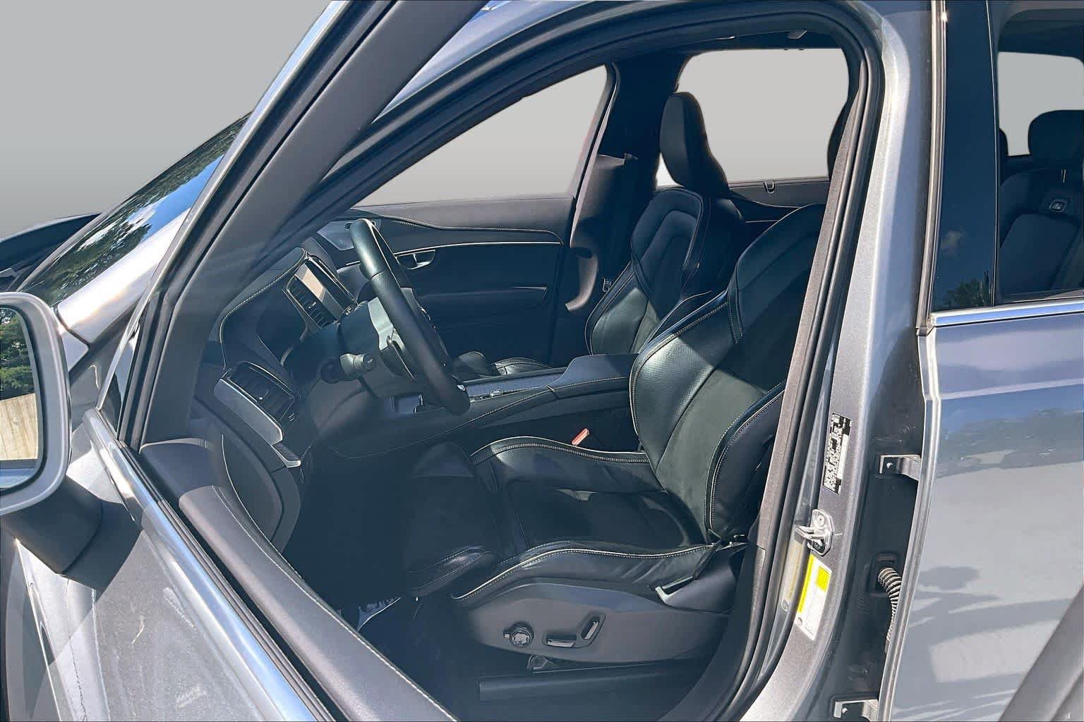 Used 2019 Volvo XC90 T6 R-Design w/ Advanced Package AWD/4WD image 8