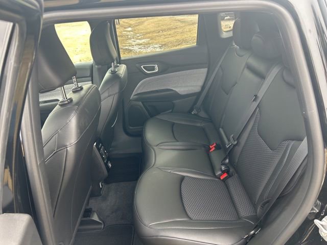 New 2025 Jeep Compass Latitude image 44
