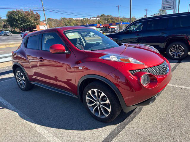Used 2014 Nissan Juke SV w/ Sport Package FWD image 3