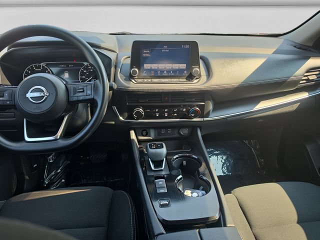 Used 2024 Nissan Rogue S FWD image 15