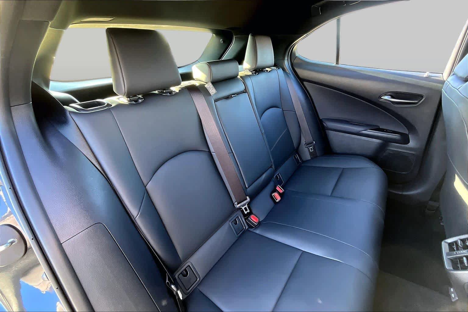 Certified 2025 Lexus UX 300h FWD w/ Accessory Package (Z1) image 17