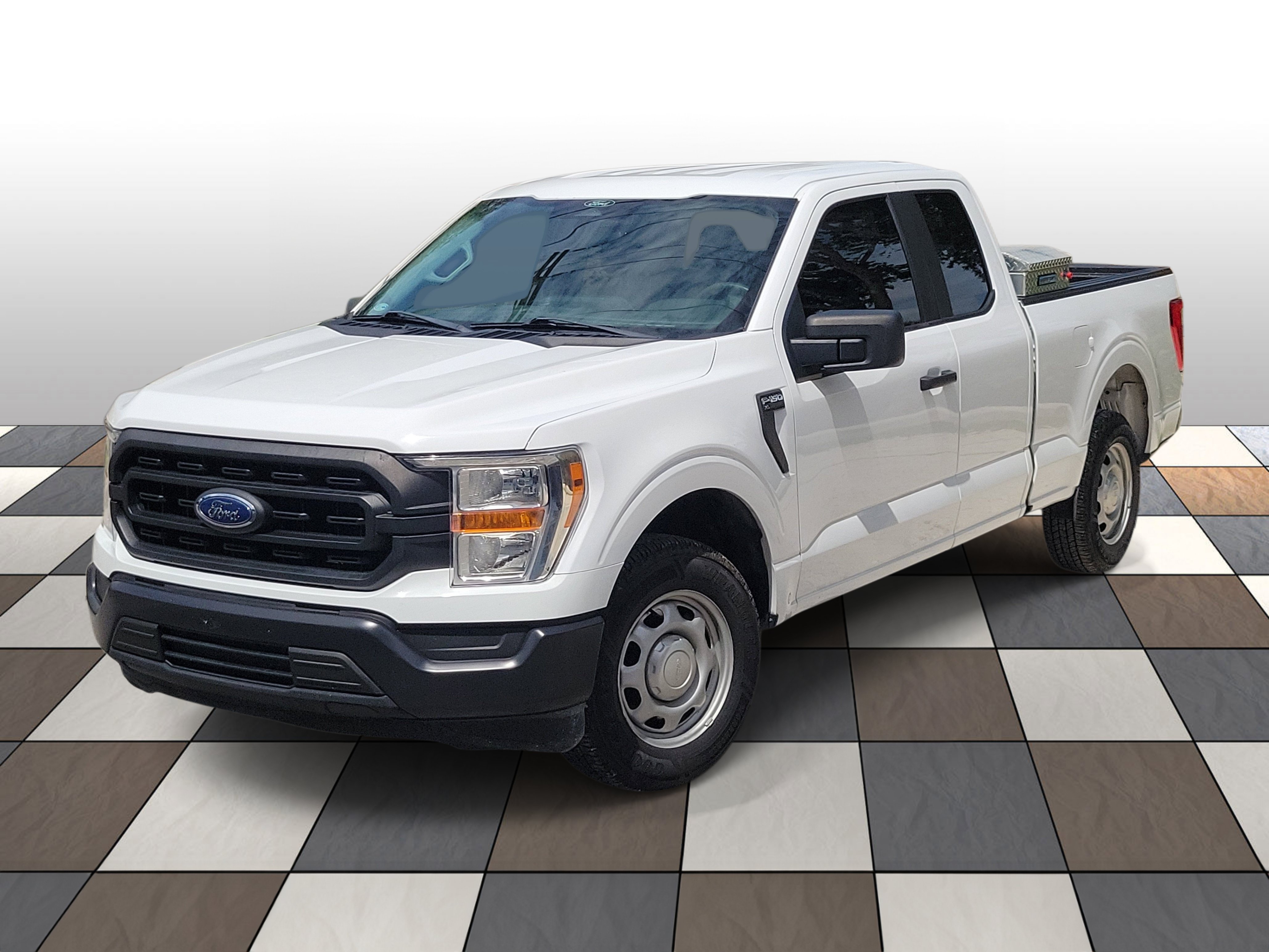 Used 2022 Ford F150 XL w/ Equipment Group 101A High RWD image 1