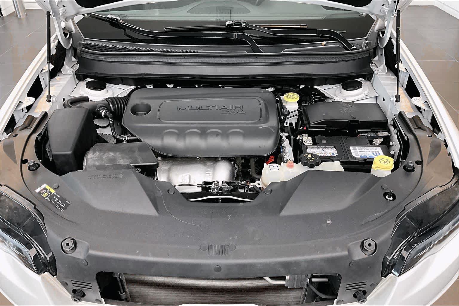 Used 2020 Jeep Cherokee Limited FWD image 29