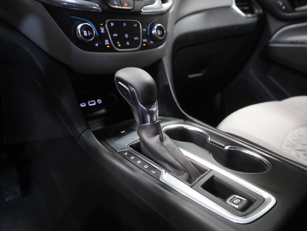 Used 2023 Chevrolet Equinox LT w/ Driver Convenience Package image 30