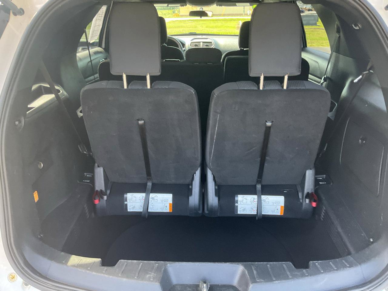 Used 2018 Ford Explorer XLT AWD/4WD image 21