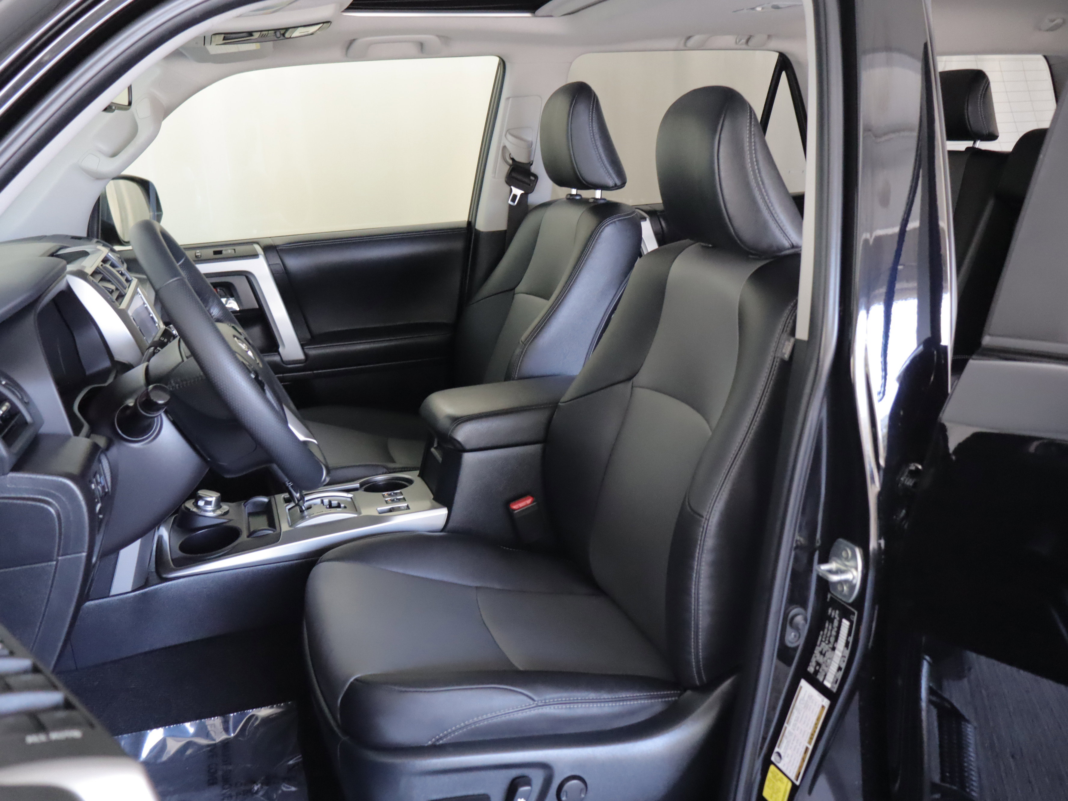 Used 2024 Toyota 4Runner SR5 Premium w/ Moonroof Package image 9