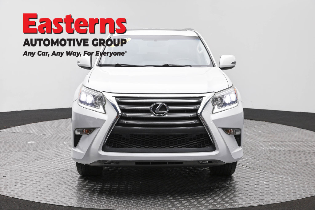 Used 2017 Lexus GX 460 Premium AWD/4WD image 3